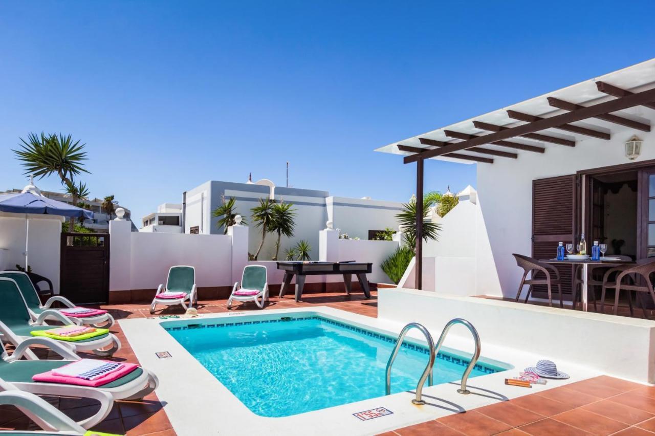 Tías Villa Christine By Villa Plus מראה חיצוני תמונה