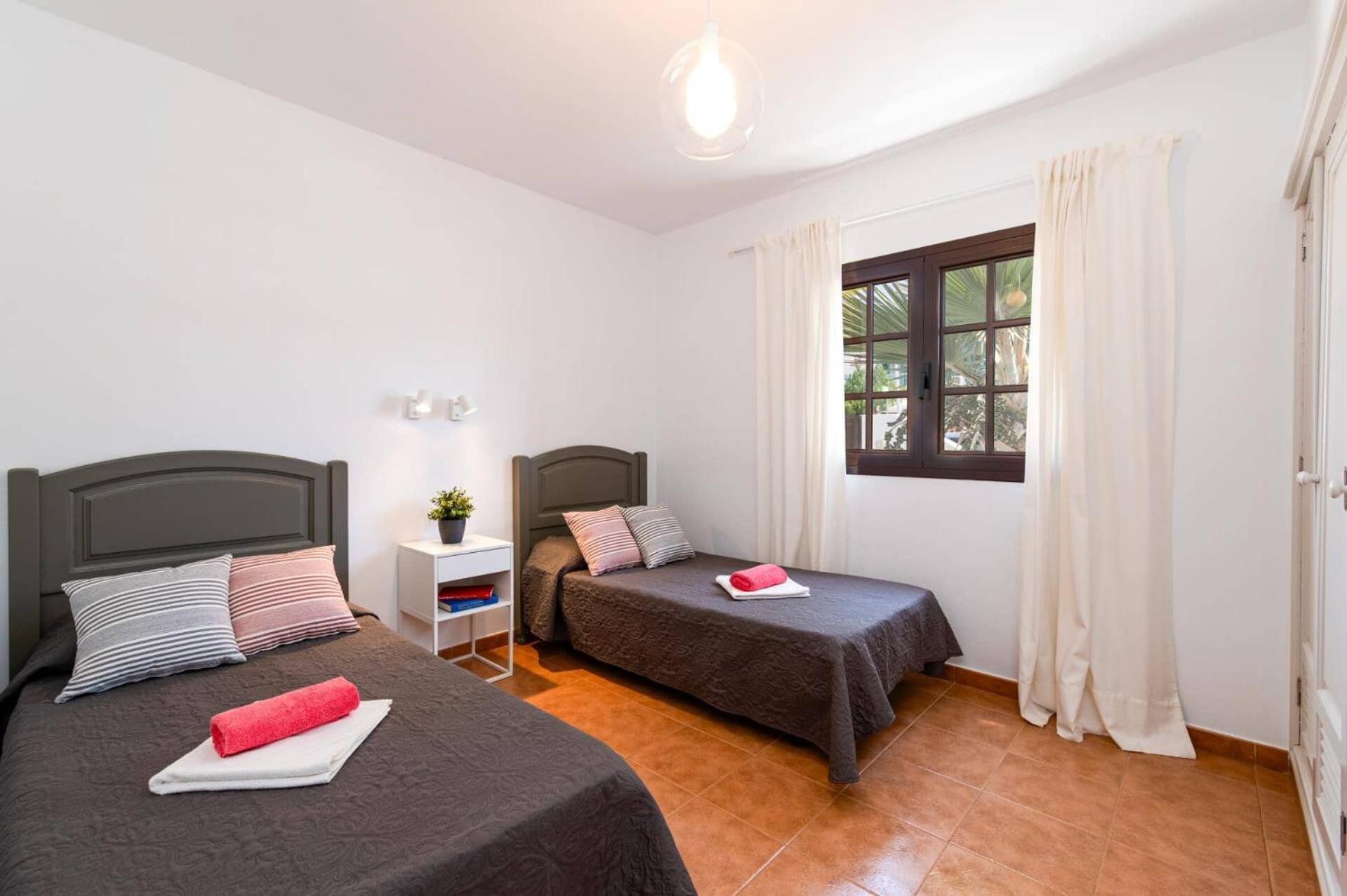 Tías Villa Christine By Villa Plus מראה חיצוני תמונה